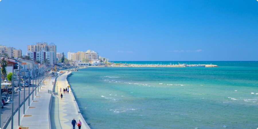 Larnaca erkunden: Ein Reiseführer zu Sehenswürdigkeiten, die man gesehen haben muss